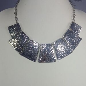 Paparazzi Textured Silver Necklace
